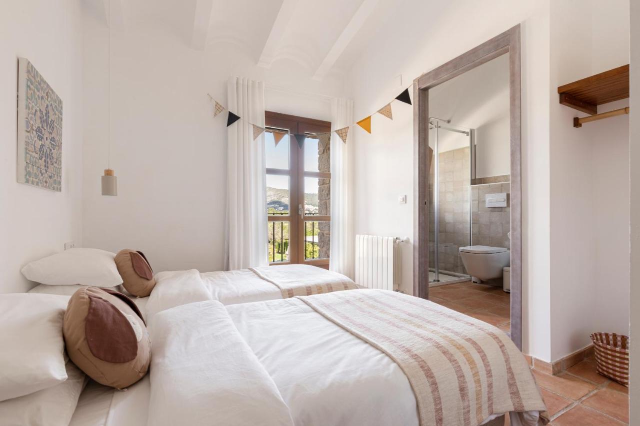 Cuatre Finques Guest House Jalon Ngoại thất bức ảnh
