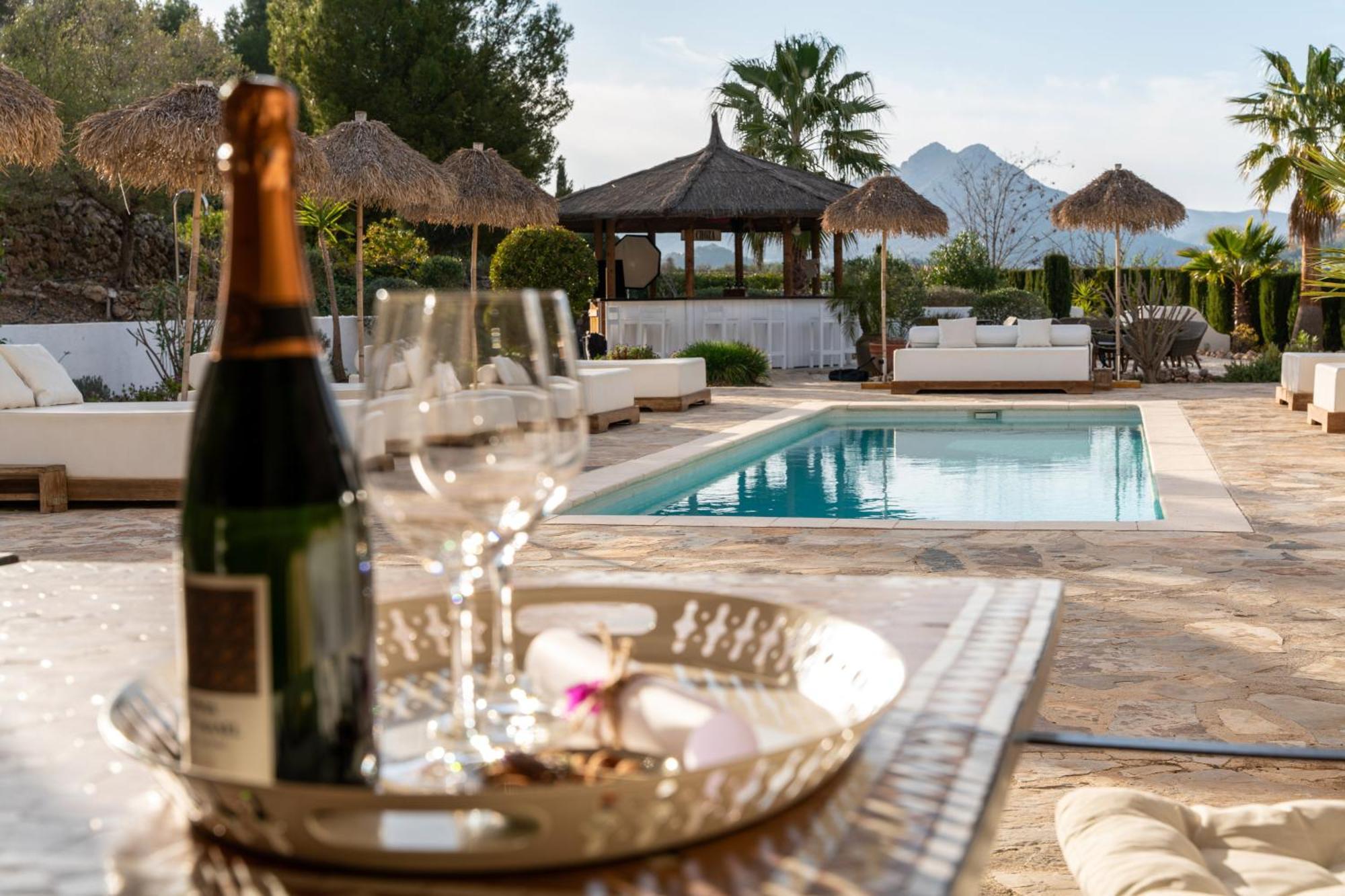 Cuatre Finques Guest House Jalon Ngoại thất bức ảnh